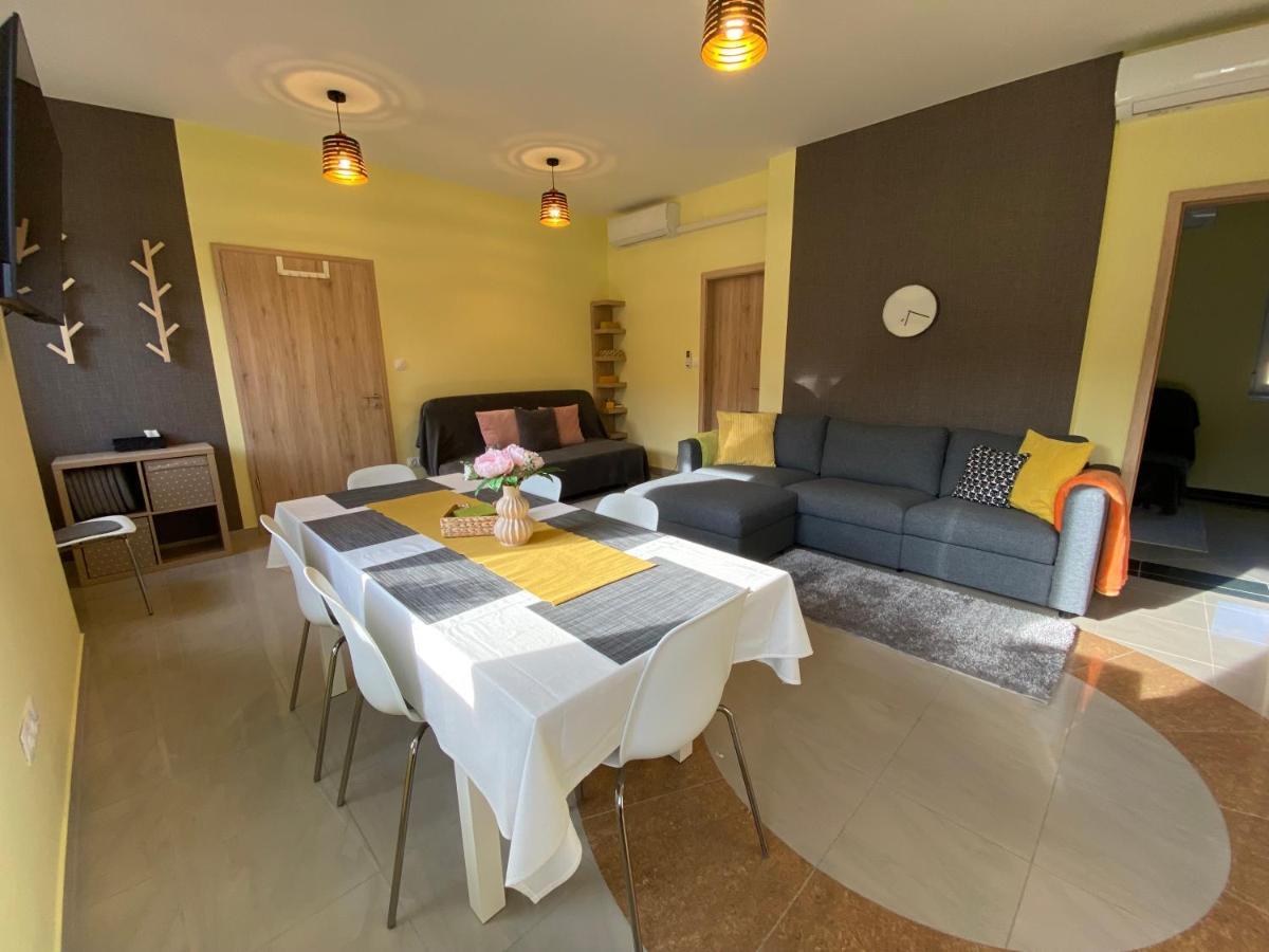 Nest1 Apartments Кестхей Экстерьер фото