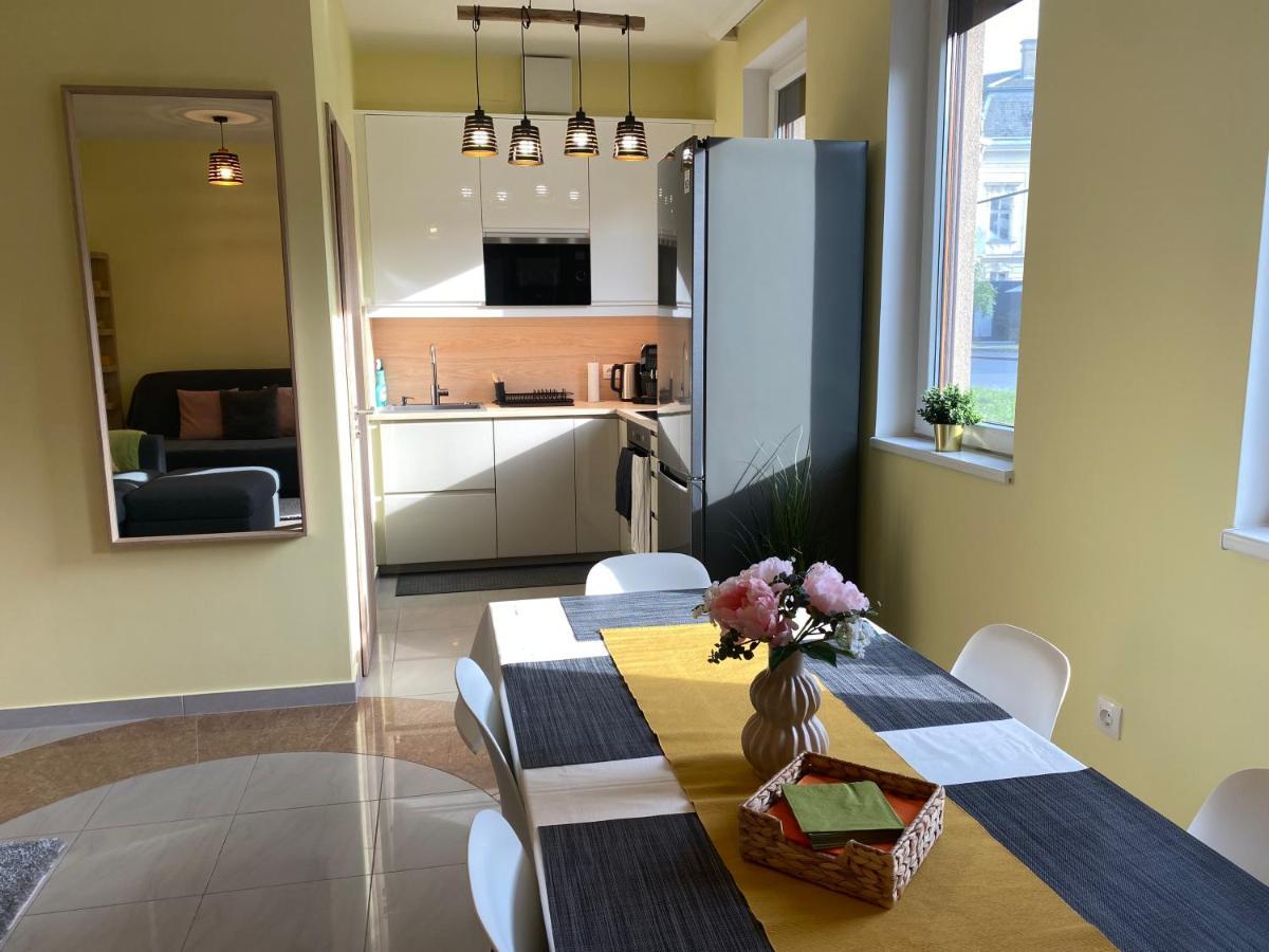 Nest1 Apartments Кестхей Экстерьер фото