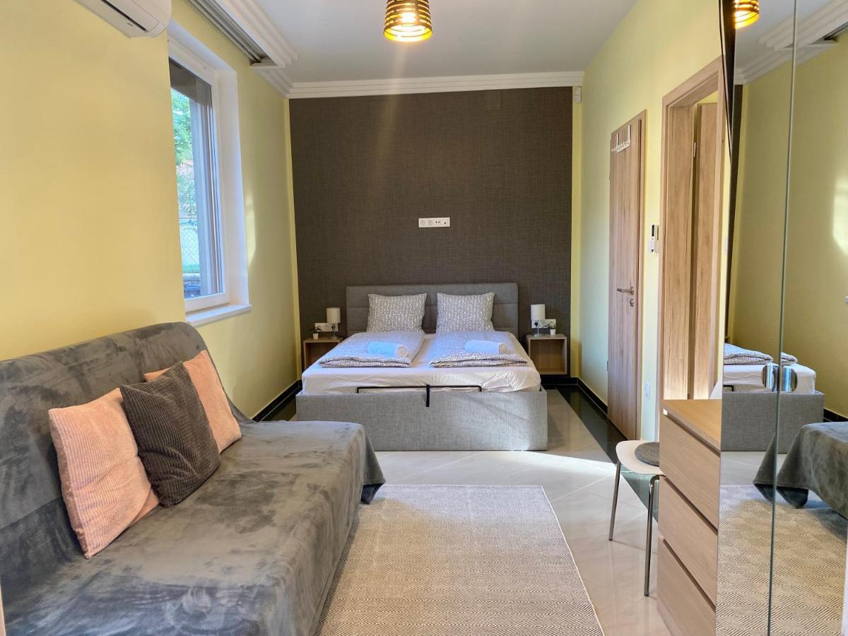 Nest1 Apartments Кестхей Экстерьер фото