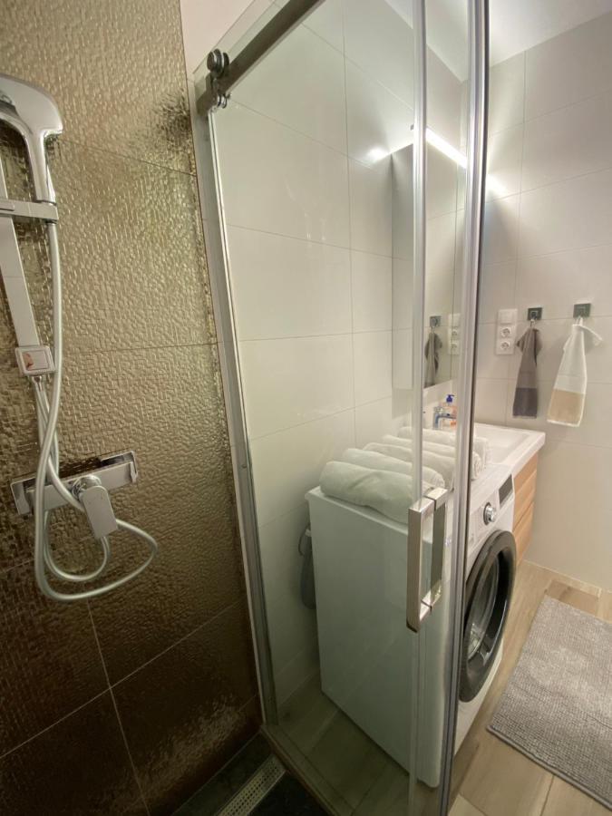 Nest1 Apartments Кестхей Экстерьер фото